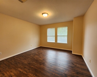 5307 Dandelion Meadow Lane - Photo Thumbnail 24