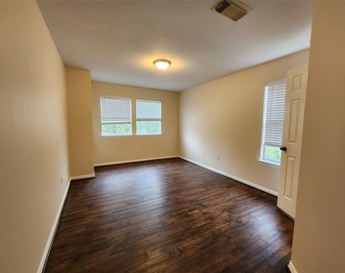 5307 Dandelion Meadow Lane - Photo Thumbnail 26