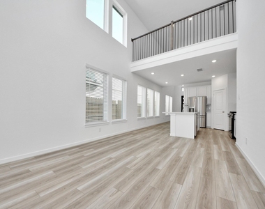 9223 Willowbank Gap Lane - Photo Thumbnail 20