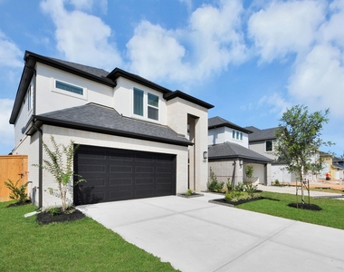 9223 Willowbank Gap Lane - Photo Thumbnail 4