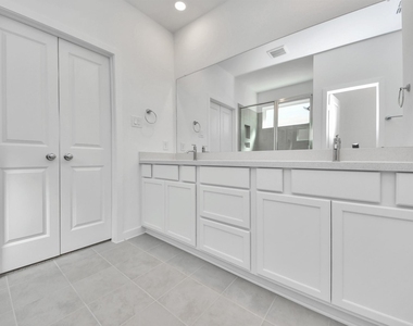 9223 Willowbank Gap Lane - Photo Thumbnail 28