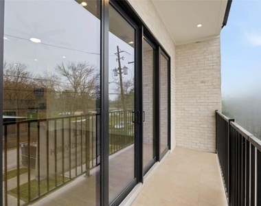 6328 Sidney Street - Photo Thumbnail 9