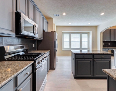 26603 Summerbend Hollow Lane - Photo Thumbnail 11