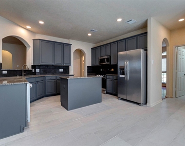 26603 Summerbend Hollow Lane - Photo Thumbnail 15