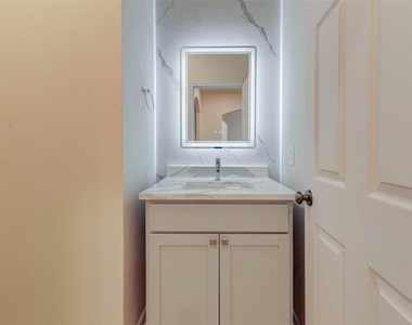 26603 Summerbend Hollow Lane - Photo Thumbnail 10