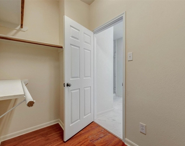 26603 Summerbend Hollow Lane - Photo Thumbnail 29