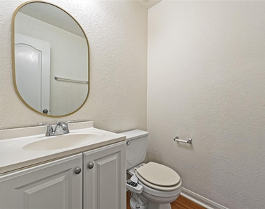 15822 Kings Cypress Lane - Photo Thumbnail 13