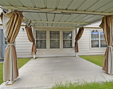 15822 Kings Cypress Lane - Photo Thumbnail 26