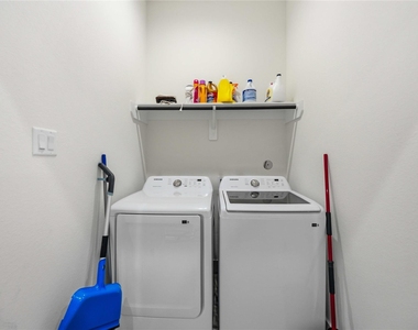 5330 Wenda Street - Photo Thumbnail 24