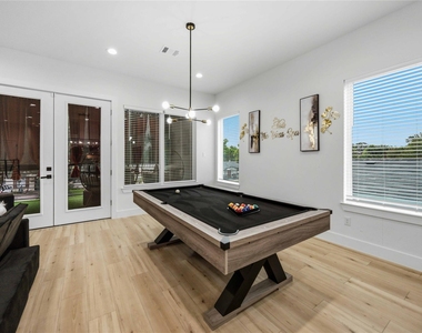 5330 Wenda Street - Photo Thumbnail 10