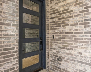 5330 Wenda Street - Photo Thumbnail 2
