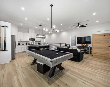 5330 Wenda Street - Photo Thumbnail 11