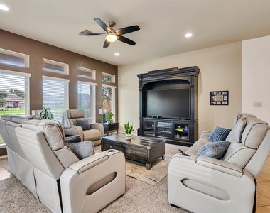26314 Mercy Moss Lane - Photo Thumbnail 18