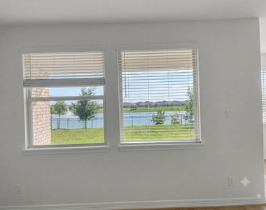 5839 Westwood Shore Drive - Photo Thumbnail 10