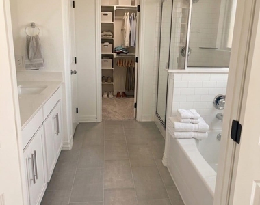 5839 Westwood Shore Drive - Photo Thumbnail 9