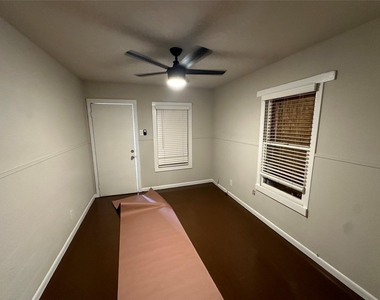 2717 Napoleon Street - Photo Thumbnail 9