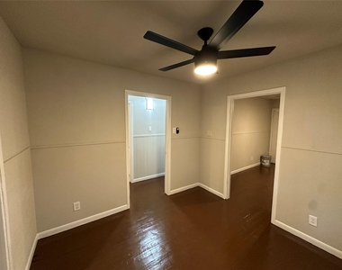 2717 Napoleon Street - Photo Thumbnail 17