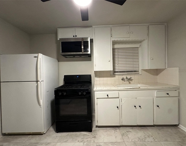 2717 Napoleon Street - Photo Thumbnail 13