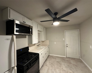 2717 Napoleon Street - Photo Thumbnail 15