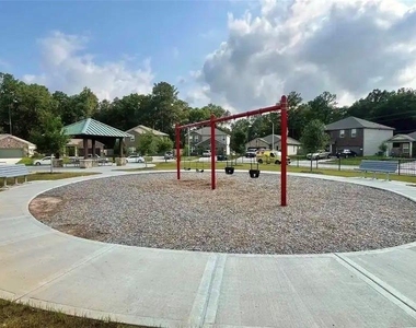 28407 Islington Drive - Photo Thumbnail 12