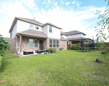 138 Sunray Creek Drive - Photo Thumbnail 35