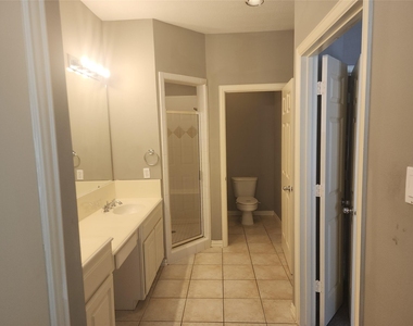 7111 Harmony Cove - Photo Thumbnail 27