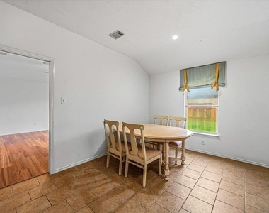 22327 Albee Drive - Photo Thumbnail 13