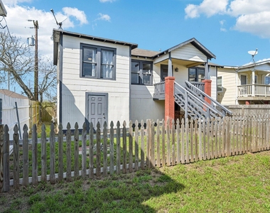 5224 Bernardo De-galvez Unit B - Photo Thumbnail 9