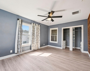 5224 Bernardo De-galvez Unit B - Photo Thumbnail 16