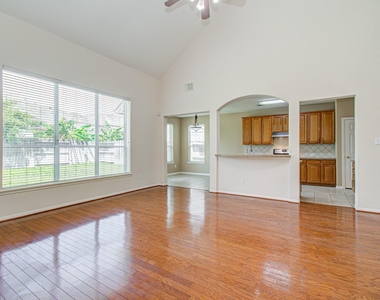 6110 Barkermist Lane - Photo Thumbnail 15