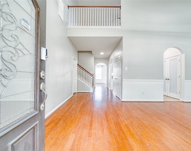 13946 Cypress Star Lane - Photo Thumbnail 9