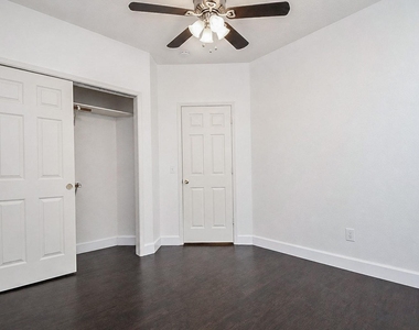 2911 Copper Cliff Drive - Photo Thumbnail 20