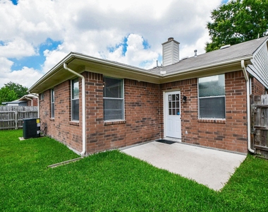 2911 Copper Cliff Drive - Photo Thumbnail 26