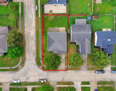 2203 Gable Hollow Lane - Photo Thumbnail 1