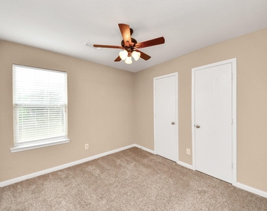 2203 Gable Hollow Lane - Photo Thumbnail 34