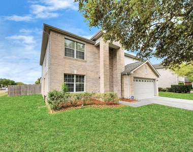 2203 Gable Hollow Lane - Photo Thumbnail 5