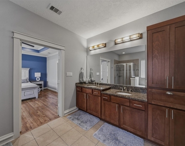 5832 Darling Street - Photo Thumbnail 8