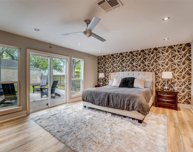 1371 Beaujolais Lane - Photo Thumbnail 8