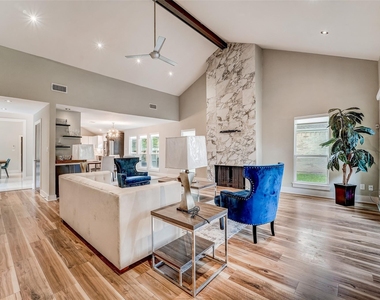 1371 Beaujolais Lane - Photo Thumbnail 3