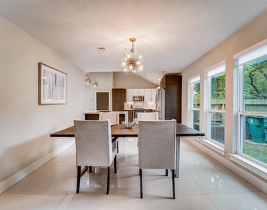 1371 Beaujolais Lane - Photo Thumbnail 7