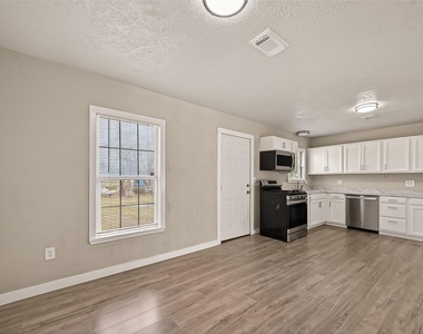 1221 Parkway Street - Photo Thumbnail 13
