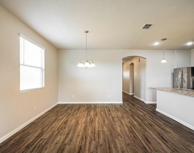 15815 Spruce River Court - Photo Thumbnail 4