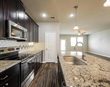15815 Spruce River Court - Photo Thumbnail 6