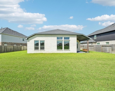 409 Chardonnay Drive - Photo Thumbnail 38