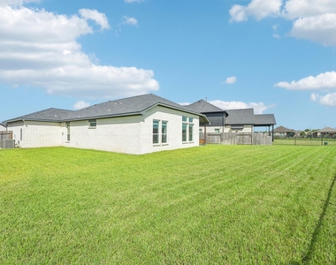 409 Chardonnay Drive - Photo Thumbnail 39
