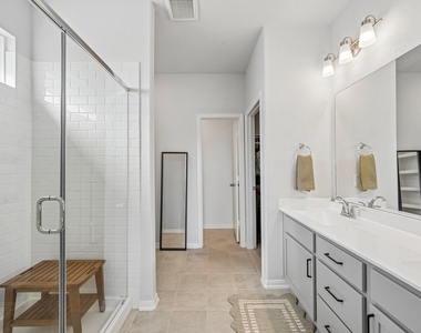 409 Chardonnay Drive - Photo Thumbnail 28