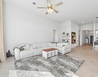 409 Chardonnay Drive - Photo Thumbnail 6