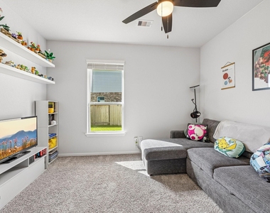 409 Chardonnay Drive - Photo Thumbnail 24