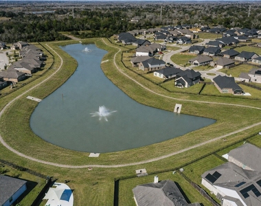 409 Chardonnay Drive - Photo Thumbnail 46