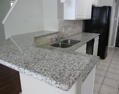 16523 Beckland Lane - Photo Thumbnail 7